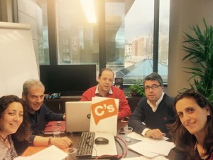 Alfonso Reina (izq) y Antonio Rodríguez (der) en una reunión del comité de campaña de C´s