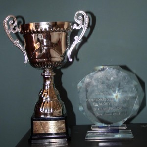 Trofeos del CRM: primer lugar equipo femenino y tercer lugar equipo masculino. 