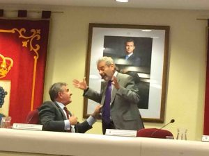 Alfonso Reina (Cs) comunica al alcalde la decisión: se las tienen "tiesas"