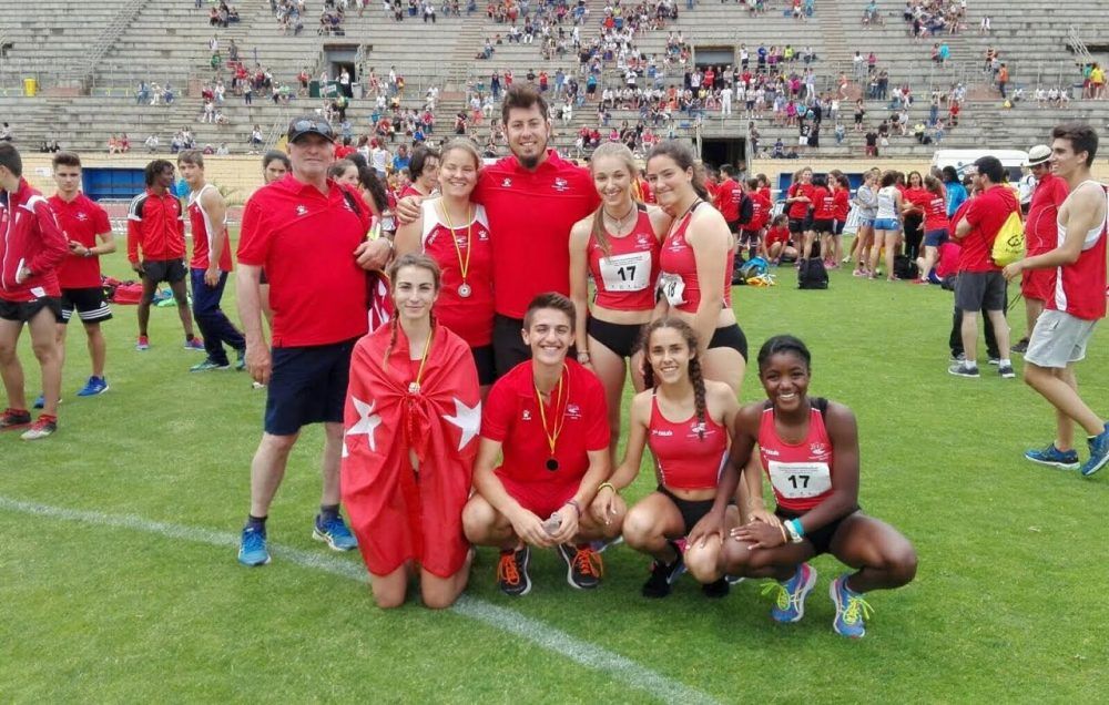 Atletismo: las atletas de Majadahonda regresan de Soria «cargadas» de medallas