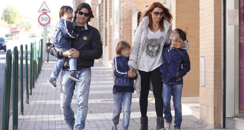 Toño Sanchís enseña a su hijo Víctor (Rayo Majadahonda): «no todos los niños tienen las botas de Ronaldo»
