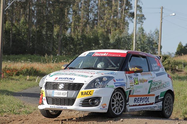 El piloto Alberto Monarri (Majadahonda) gana el Rallye de Ferrol (Galicia) por 1 segundo