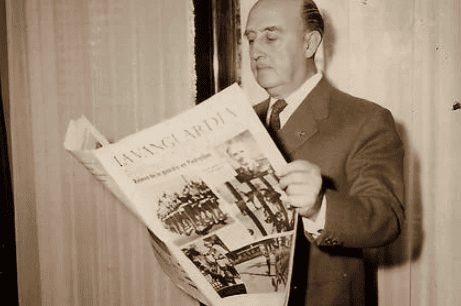 Concejales de Majadahonda piden la exclusión publicitaria de la prensa local y presumen de leer «La Vanguardia»