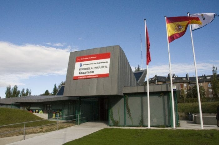 Protagonistas Majadahonda: alumnos columnistas y cuotas de escuelas infantiles (Ayuntamiento), incendio y voluntariado (Cruz Roja), Guerra Civil y obras en colegios Protagonistas Majadahonda: alumnos columnistas y cuotas de escuelas infantiles (Ayuntamiento), incendio y voluntariado (Cruz Roja), Guerra Civil y obras en colegios