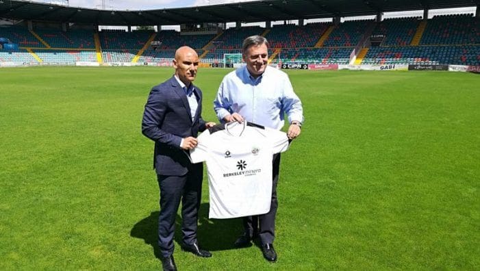 Fichajes Rayo Majadahonda: Movilla (Salmantino), Dani y Portuga (Ebro), Jeisson (renovación) Fichajes Rayo Majadahonda: Movilla (Salmantino), Dani y Portuga (Ebro), Jeisson (renovación)