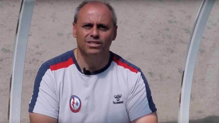 Peinado y Asen coinciden con Iriondo desde el banquillo del Rayo Majadahonda: “Falta acierto y gol” Peinado y Asen coinciden con Iriondo desde el banquillo del Rayo Majadahonda: “Falta acierto y gol”