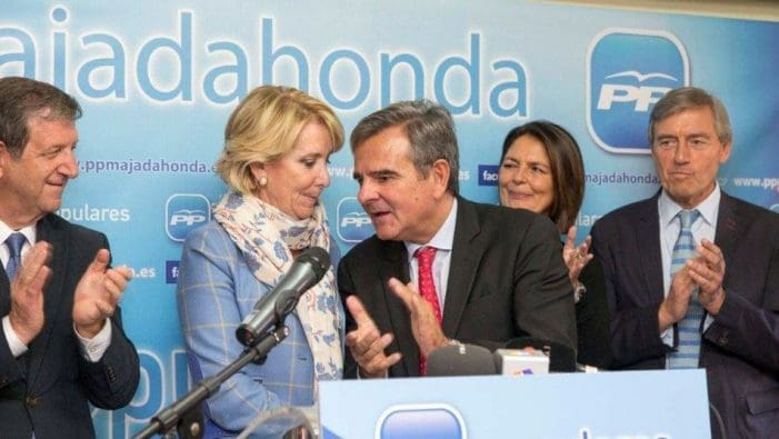 La “policía paralela” de Esperanza Aguirre “espió” a concejales del PP Majadahonda La “policía paralela” de Esperanza Aguirre “espió” a concejales del PP Majadahonda