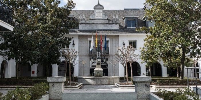 Cs cree que “nos van a cascar” más de 26 millones € en pleitos y multas pero Foxá (PP) responde: “me río, Majadahonda es un bombón” Cs cree que “nos van a cascar” más de 26 millones € en pleitos y multas pero Foxá (PP) responde: “me río, Majadahonda es un bombón”