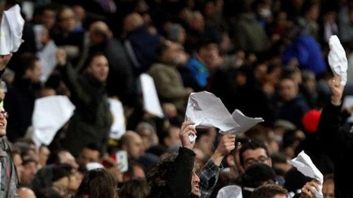 Aficionados del Rayo Majadahonda piden una pañolada en TV por el precio de las entradas Aficionados del Rayo Majadahonda piden una pañolada en TV por el precio de las entradas