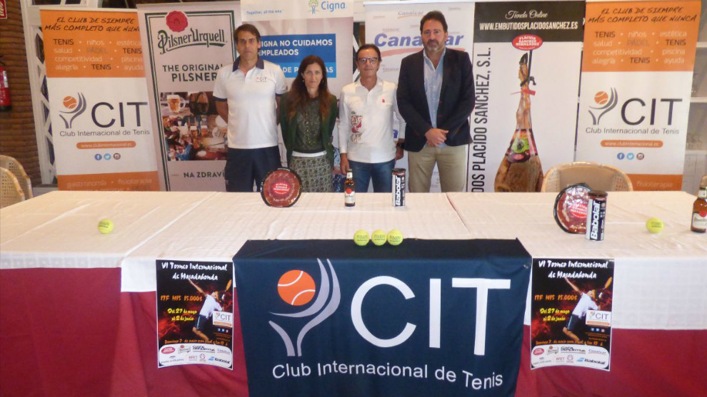 Pádel y Tenis Majadahonda: Físico trae a sus famosos contra el cáncer y CIT presenta su Torneo Internacional
