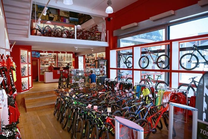 Deporte Majadahonda: Ciclismo (Jesús García), Motor (Ruta de coches de lujo) y Tenis (Sofía Barrio) Deporte Majadahonda: Ciclismo (Jesús García), Motor (Ruta de coches de lujo) y Tenis (Sofía Barrio)