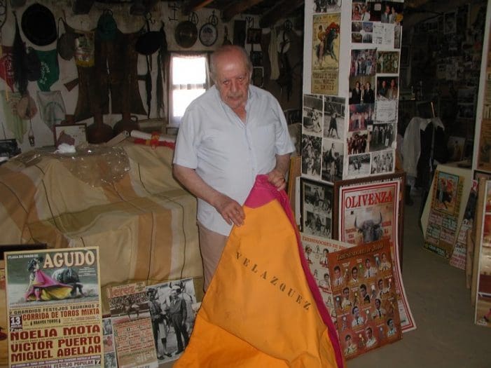 Muere el torero Pedro Velázquez “el Minerito”: paseó por Majadahonda su vida de leyenda Muere el torero Pedro Velázquez “el Minerito”: paseó por Majadahonda su vida de leyenda