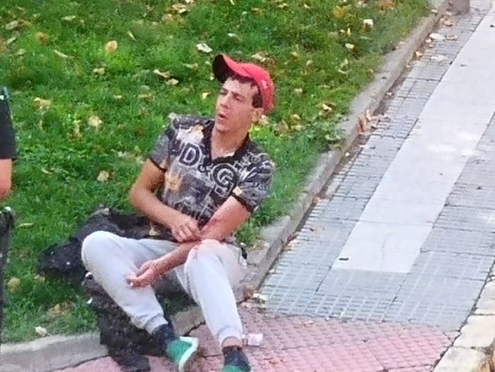 Un perturbado alcoholizado se autolesiona e intimida a vecinos de Majadahonda Un perturbado alcoholizado se autolesiona e intimida a vecinos de Majadahonda