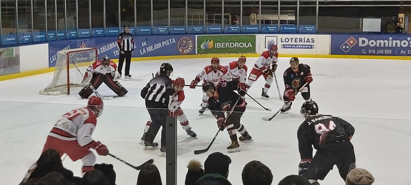 Hockey Hielo Jaca gana al Majadahonda (2-4): crónicas desde Aragón y Alemania