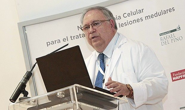 Confusión y opacidad en el fallecimiento del Dr. Vaquero: «llevaba meses de baja pero falleció por coronavirus»