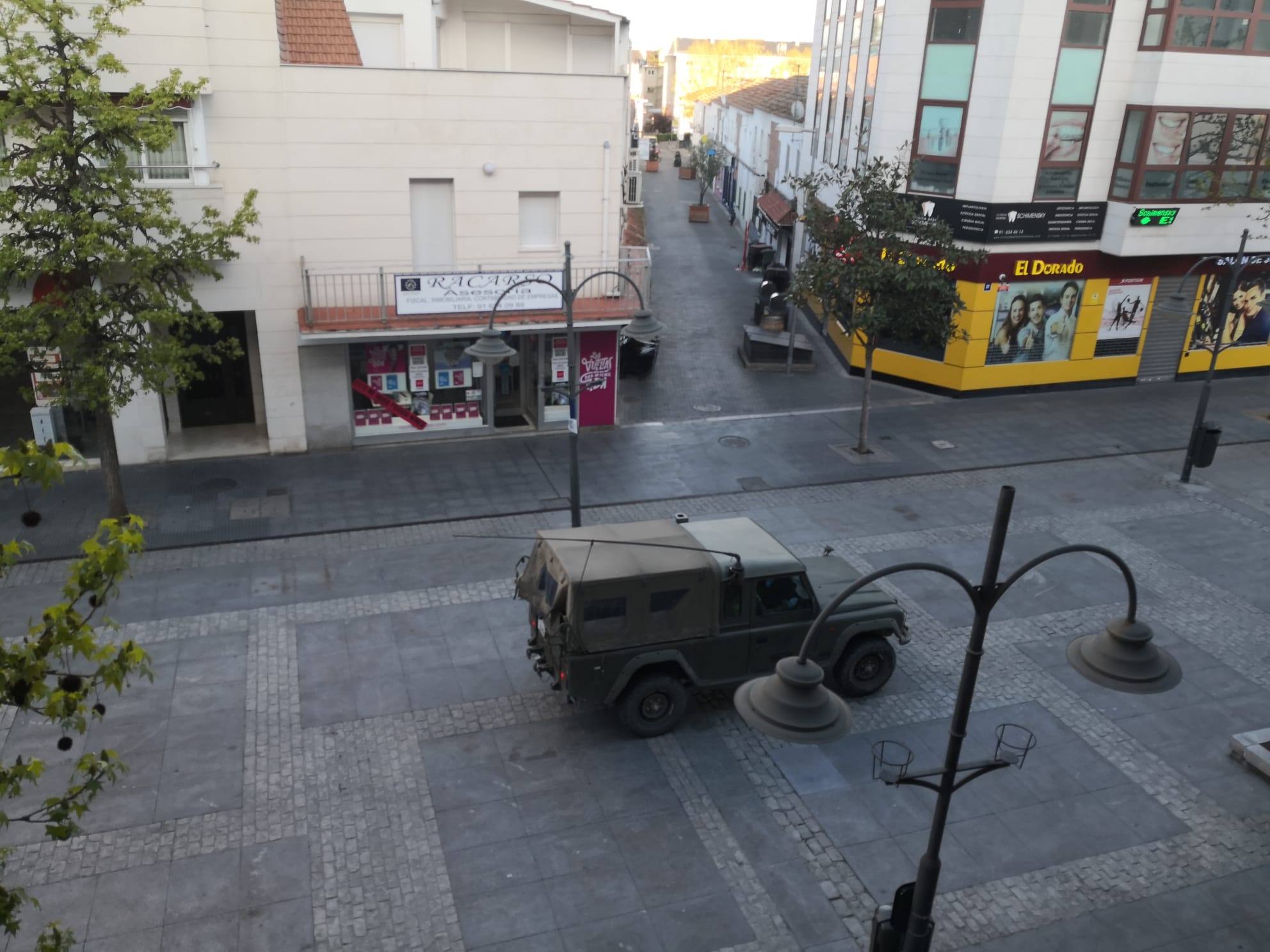 El Ejército acude a Majadahonda por segunda vez y desinfecta 5 residencias del Oeste de Madrid