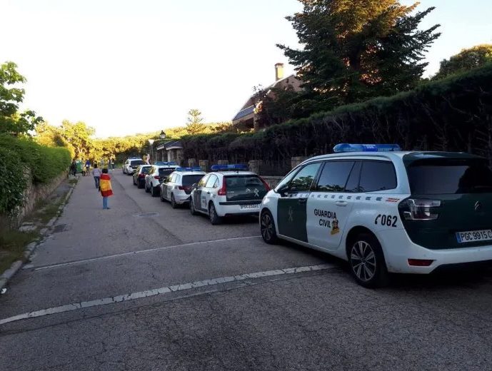 Babot: «Pablo Iglesias restringe la libertad de circulación en Galapagar y no deja pasar ni a la ciudadanía ni al periodismo»