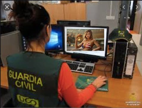 Un cliente de Majadahonda detenido por acosar sexualmente en internet a una empresaria canaria a la que alquiló una moto