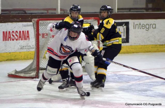 Hockey Hielo Femenino: SAD Majadahonda ya campea como líder y el masculino saborea su victoria en Jaca