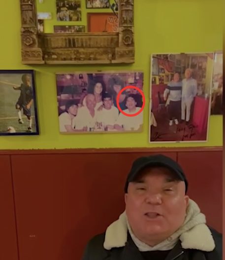 El restaurante italiano «Bella Napoli» (Majadahonda) se vuelve más famoso con la muerte de Maradona: la foto