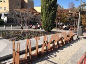 adefesio escultórico