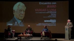 El concejal de Majadahonda con Mario Vargas Llosa