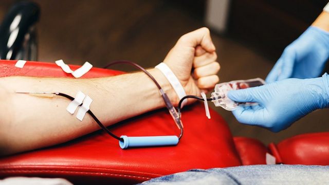 El Hospital de Majadahonda revela que la donación de sangre de los curados de Covid evita la muerte de los enfermos graves