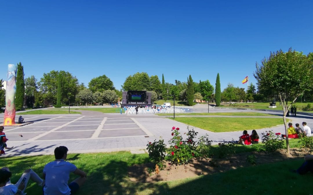 España contra Suiza: el Ayuntamiento de Majadahonda insiste en su costosa «fan zone» a pleno sol y sin público