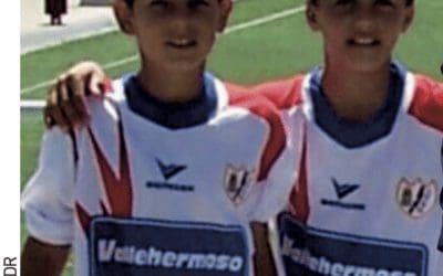 «L´Equipe» viaja a Majadahonda: encuentro entre Pablo López y la madre de Theo y Lucas en «El Urogallo»