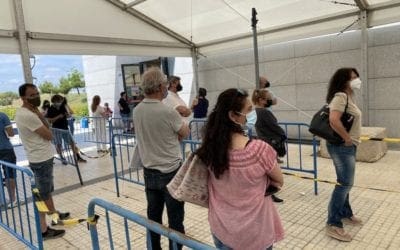 Vacunación en Puerta de Hierro (Majadahonda): 2ª dosis  y jornadas de 14 horas diarias para las enfermeras