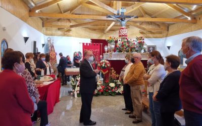 La lluvia no impide el emotivo y popular homenaje de Majadahonda a su Santo Patrón con el ruego del fin de la pandemia