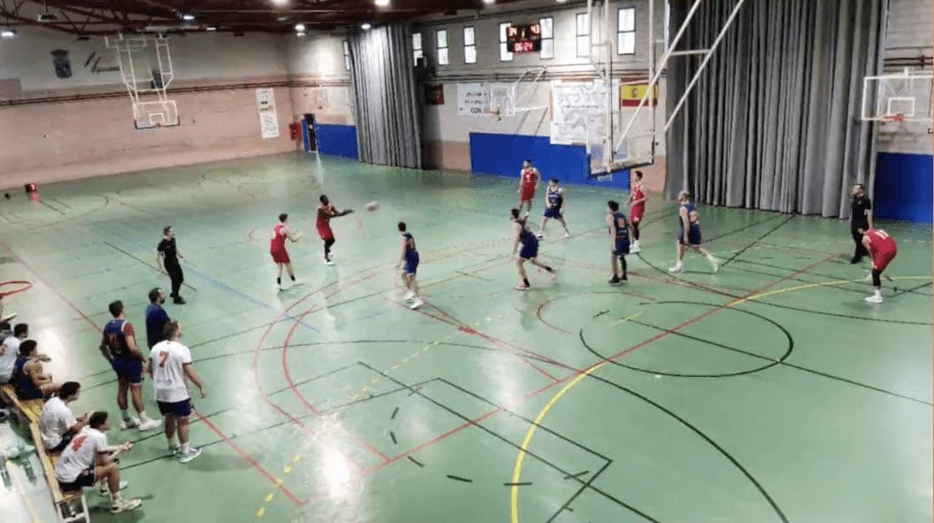 Baloncesto: derrota del CB Majadahonda ante el Basket Globalcaja Quintanar (66-72) y entrevista al entrenador Jaime García
