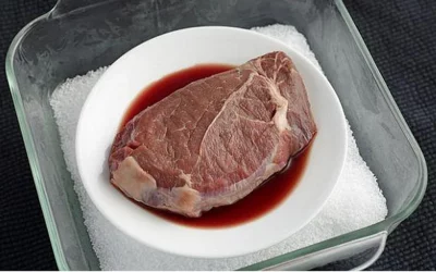 Salud Majadahonda: «el gran negocio de la sal» que se inyecta a la carne para que pese un 20% más