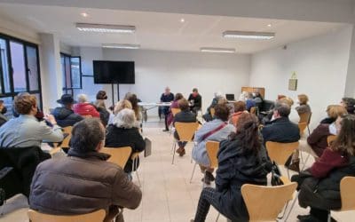 El alcalde se niega a recibir vecinos y contestar correos por el cierre de la piscina de Huerta Vieja Majadahonda