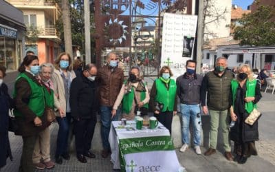 El Día Mundial contra el Cáncer suscita interés en la Gran Vía de Majadahonda: «vino muchísima gente»