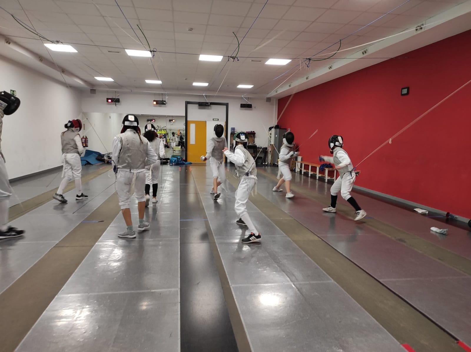 Maribel Matey (entrenadora) Club Esgrima Majadahonda: «un 40% de socios son mujeres y han vuelto a entrenar después de la pandemia»