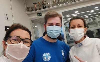 Edu Méndez (Club de Esgrima Majadahonda): «llama la atención que en vez de balones o raquetas se usan espadas»