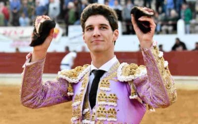 El torero hispano-francés de Majadahonda Yon Lamothe corta 9 orejas en Francia y representará a Valdemorillo en la Liga Nacional 2022