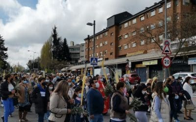 Una rápida procesión del Domingo de Ramos inaugura la Semana Santa 2022 en Majadahonda: 25 fotos del recorrido
