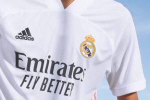 El Real Madrid estrena nueva equipación para celebrar el 120 aniversario del club