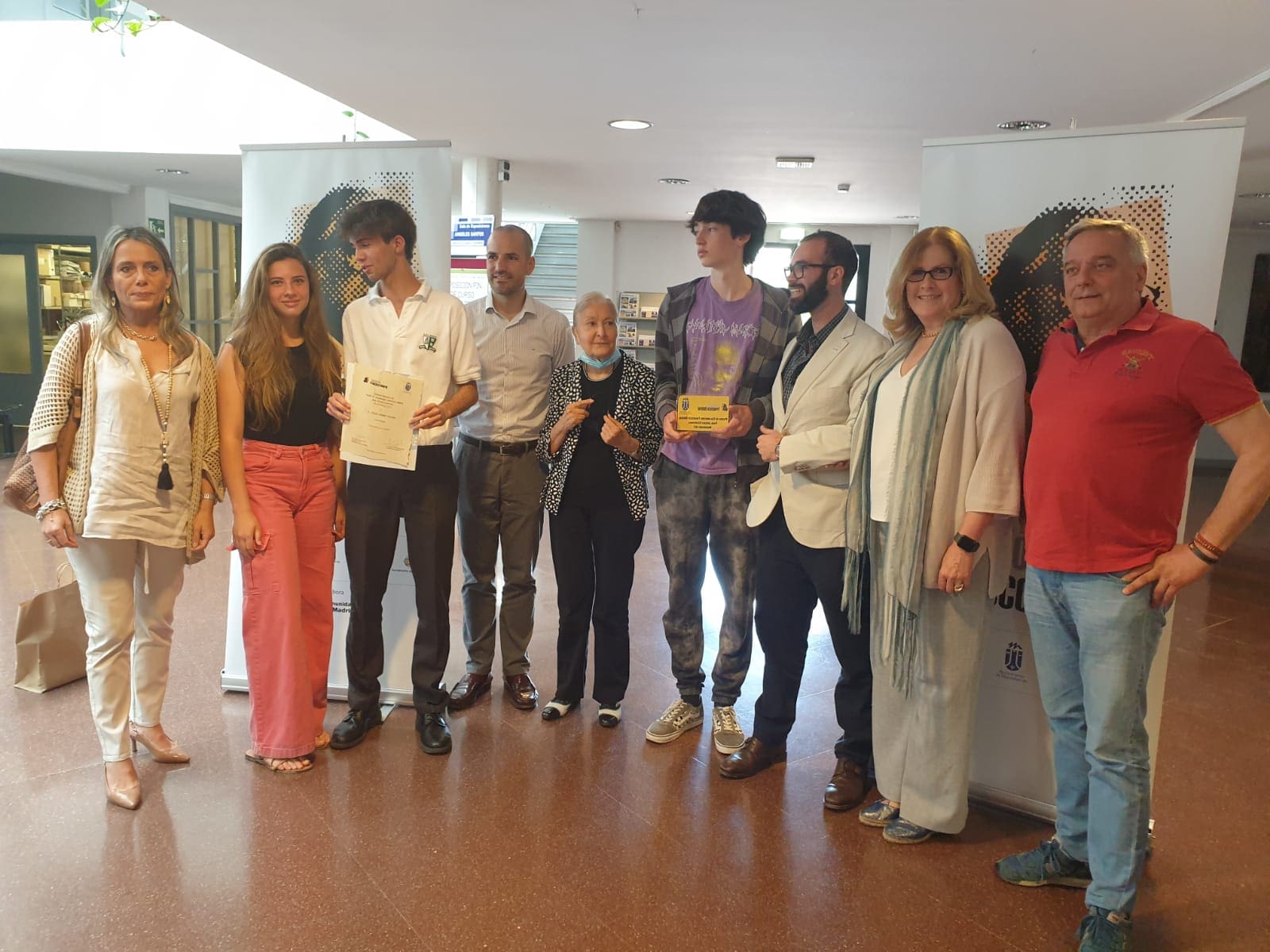 Los alumnos ganadores, finalistas y menciones de honor del Premio Umbral «juvenil» 2022 en Majadahonda y Valladolid: todas las fotos
