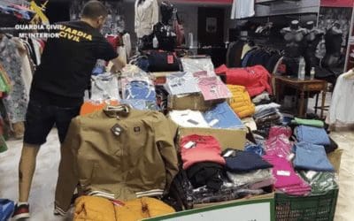 Un empresario de Majadahonda logra desarticular una tienda de falsificación de ropa de marca en Galicia