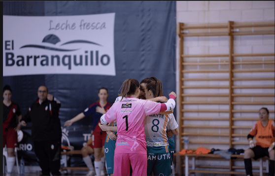 Fútbol Sala Femenino (fotos y crónicas): un Rayo Majadahonda «combativo» da la cara en Murcia (2-0)