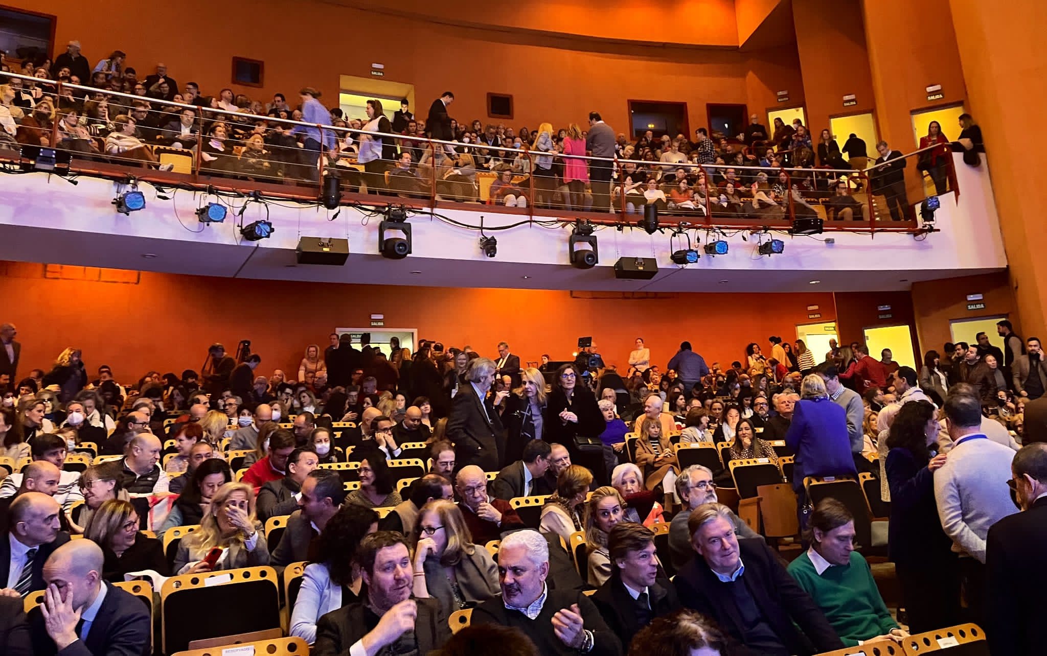 El «ranking» de municipios «ayusers» (PP) que acudieron a Las Rozas y 40 fotos de todos los asistentes