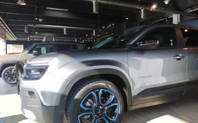 Vian Automotive de El Carralero (Majadahonda) presenta el Jeep Avenger 100% eléctrico