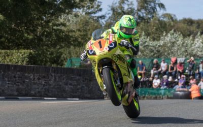 Víctor López, piloto de motos de Majadahonda, ficha por el equipo británico Team ILR y correrá en Isla de Man