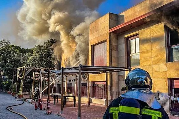 Los 74 discapacitados intelectuales víctimas del pavoroso incendio de una residencia de Torrelodones, reubicados en Las Rozas y Villaviciosa de Odón