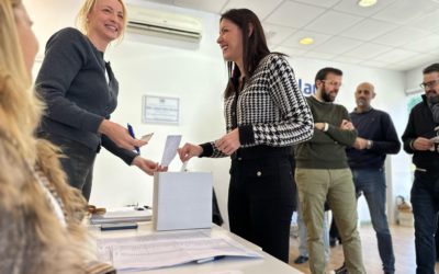 Dolores Moreno, nueva presidenta del PP Majadahonda por el 27,8% de los afiliados y 97,6% de votos: 171 votantes y fotos en las urnas