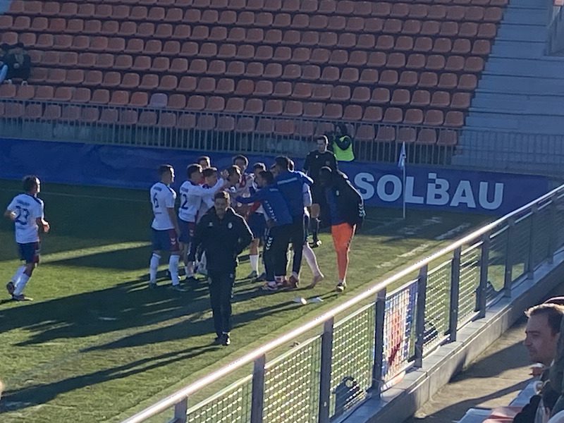 Un «Hermoso» gol salva al Rayo Majadahonda ante la SD Logroñés (1-0) y lo pone a 2 puntos de la salvación