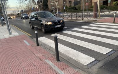 El paso de cebra «inteligente» que el PP inauguró hace 1 año en Majadahonda ya está roto y no se arregla: 30.000 € de coste al erario público